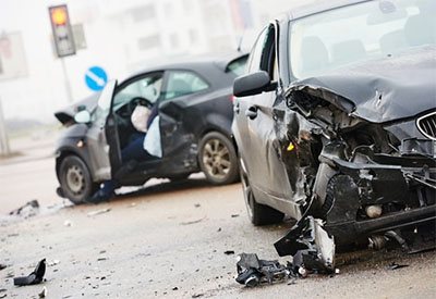 risky auto collision in tempe AZ during winter